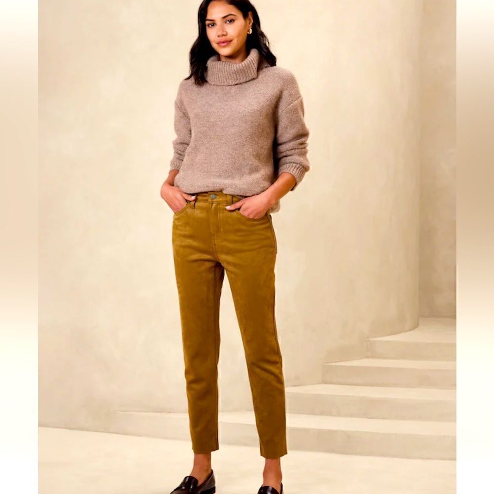 Banana Republic High Rise Vegan Suede Ankle Length pant- color "Horse Hair" NWT